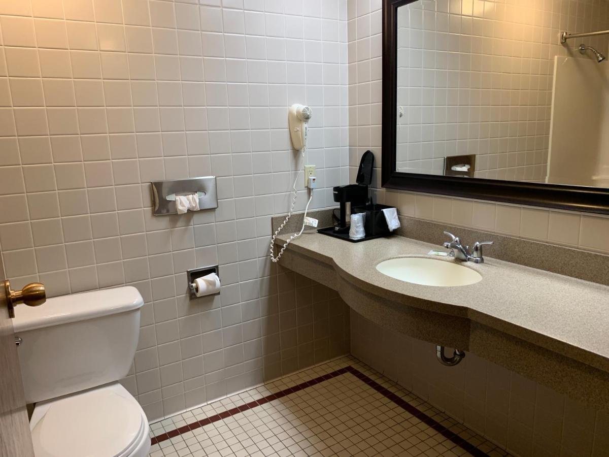 Starved Rock Lodge & Conference Center Utica Экстерьер фото