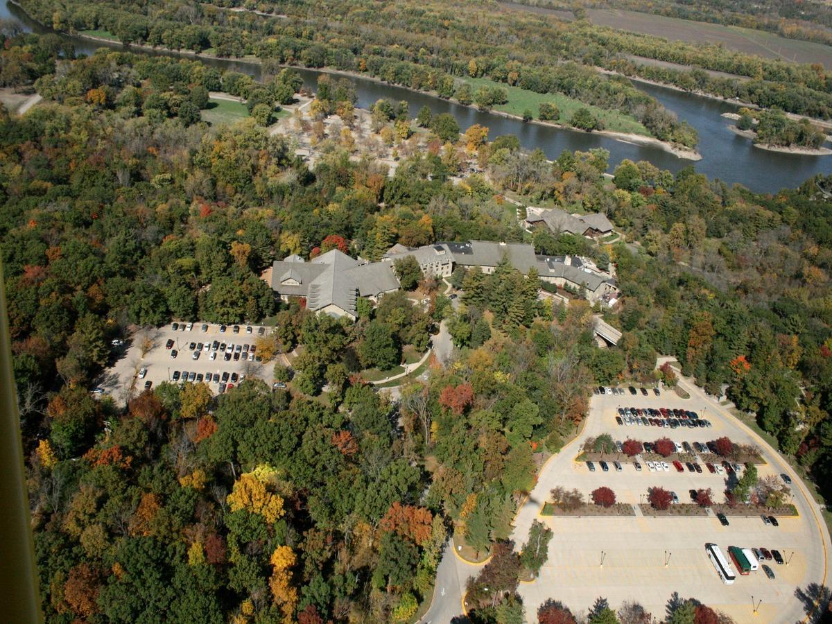 Starved Rock Lodge & Conference Center Utica Экстерьер фото